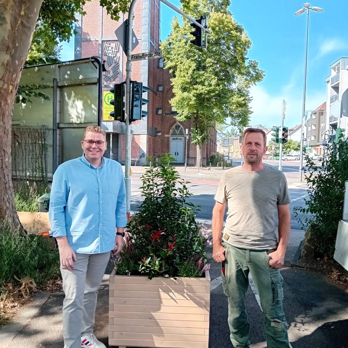 Neuer Pflanzkübel für den Pfarrer-Oermann-Platz in Eil&nbsp;🌿